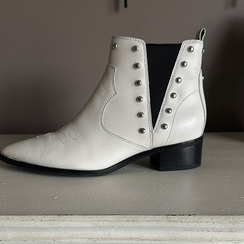 Marc Fisher White Yente Chelsea Boot Western, Stud Accents, Scalloped Stitching